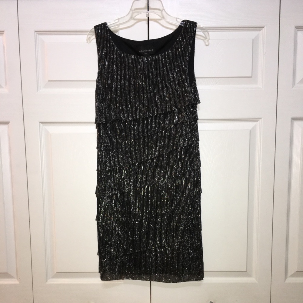 SILVER & BLACK DRESS YOU WILL LOVE-LIKE NEW-CUTE AND COMFORTABLE-MAKE AN OFFER.